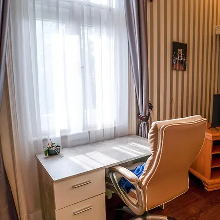 Oasis Apartment